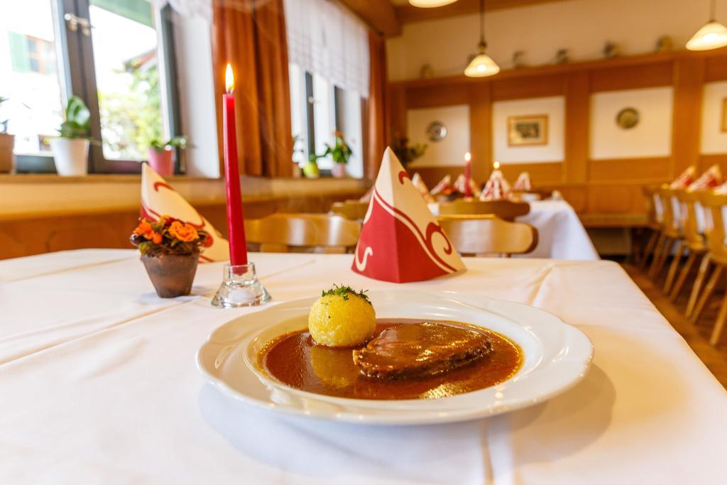 Gasthaus Und Landhotel Wiedmann Eresing Exterior photo