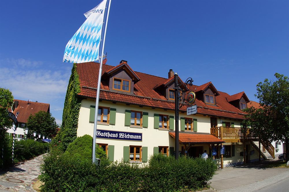 Gasthaus Und Landhotel Wiedmann Eresing Exterior photo
